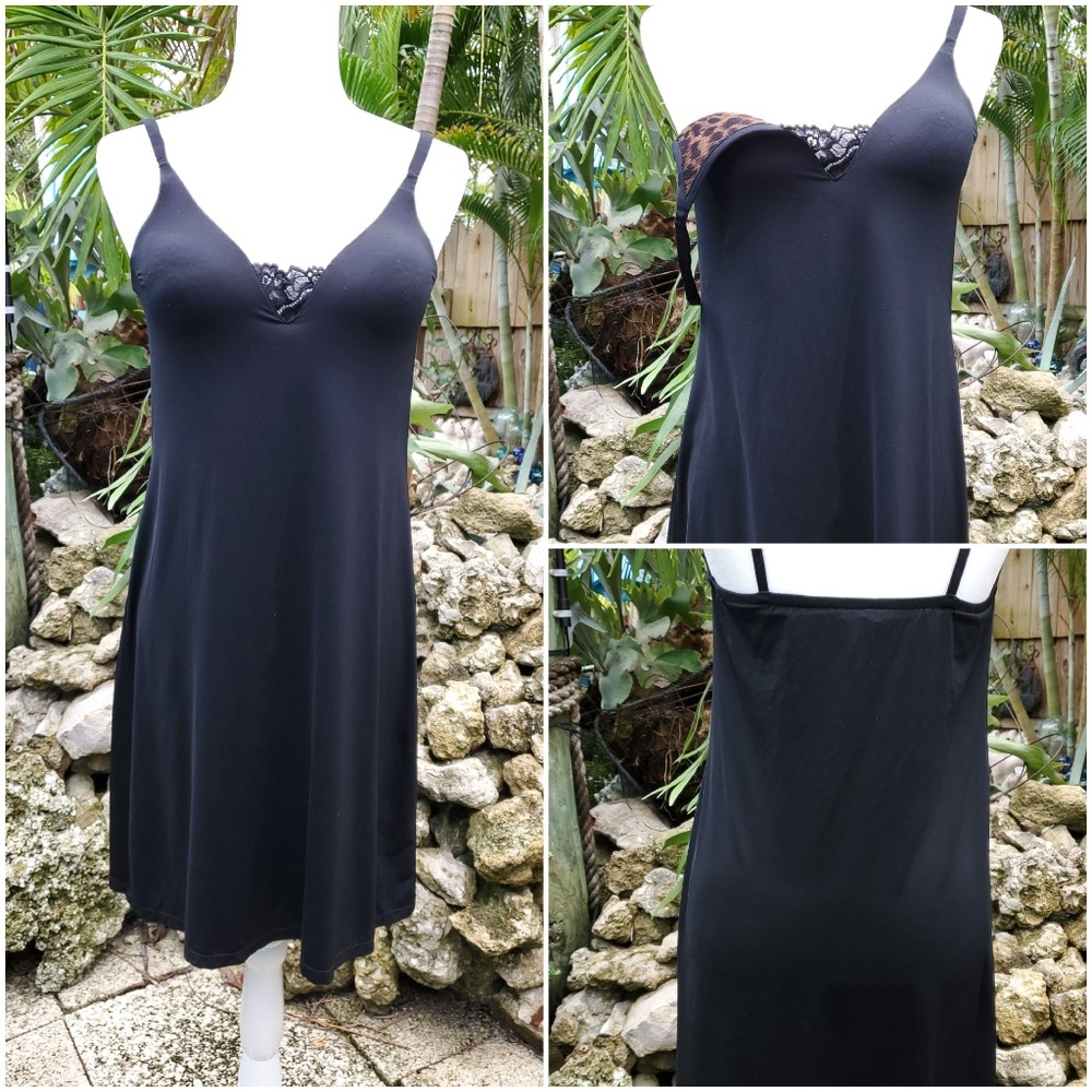 SOMA Short Black Nightgown